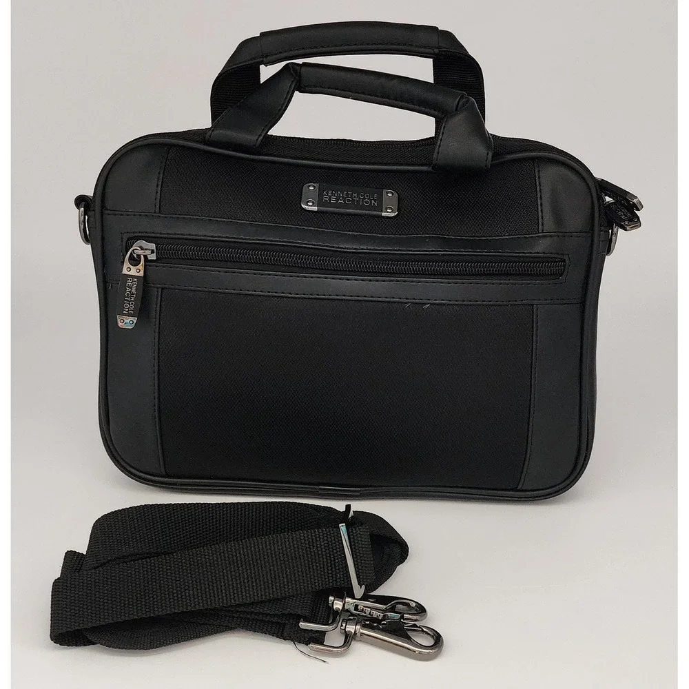 Kenneth Cole Reaction R-Tech Messenger Bag Mens Black Tech Tablet Case EXC